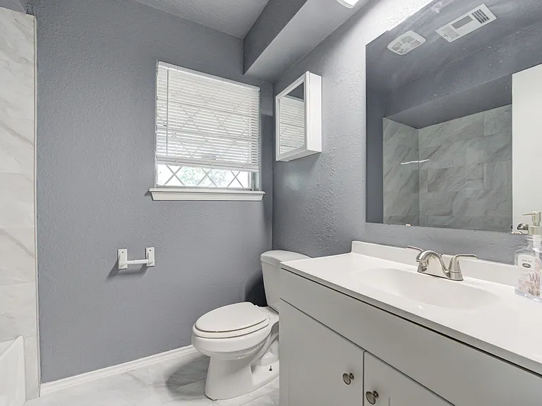2287 Houston Ave — Photo 28
