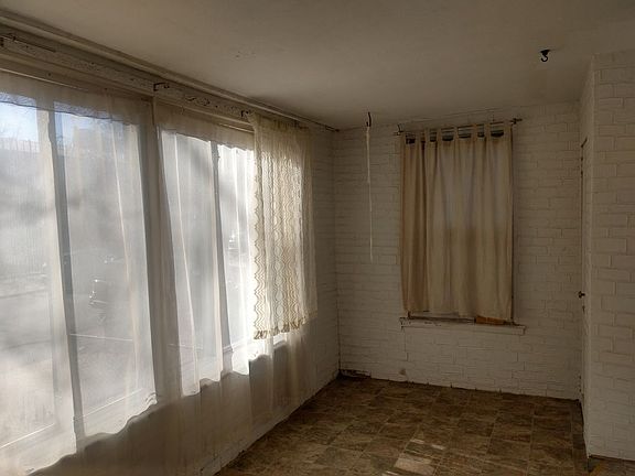 4th image of 179 Winthrop St #1