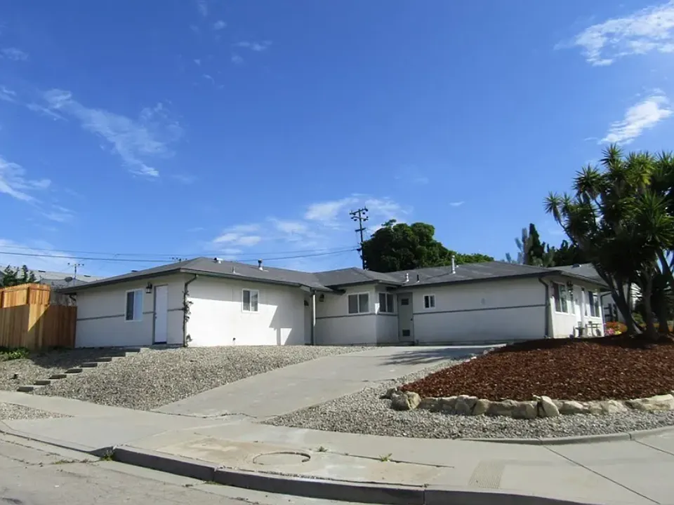 593 Venus Ave