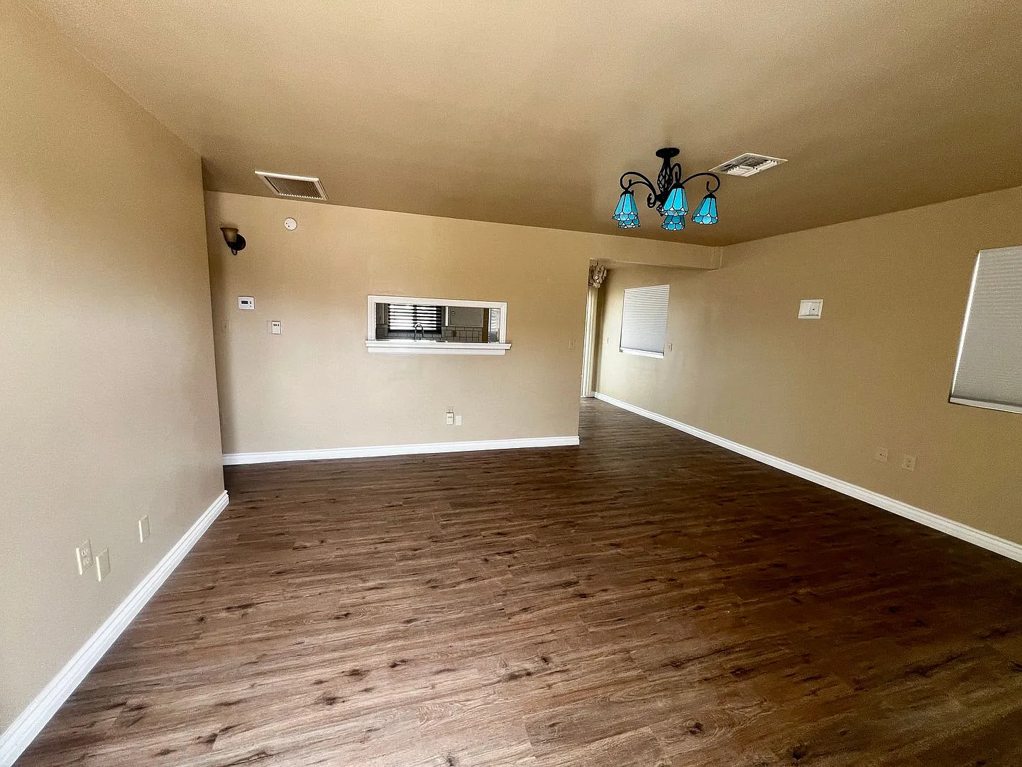 6368 - 6370 Tamarisk Ave. — Photo 4