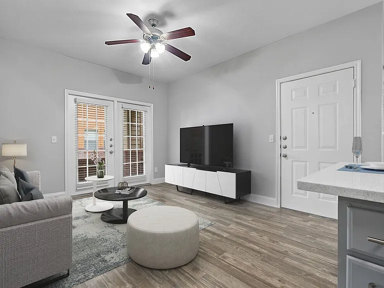 Larkin Apartment Homes — Photo 8