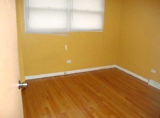 14942 Riverside Dr, South Holland, IL 60473