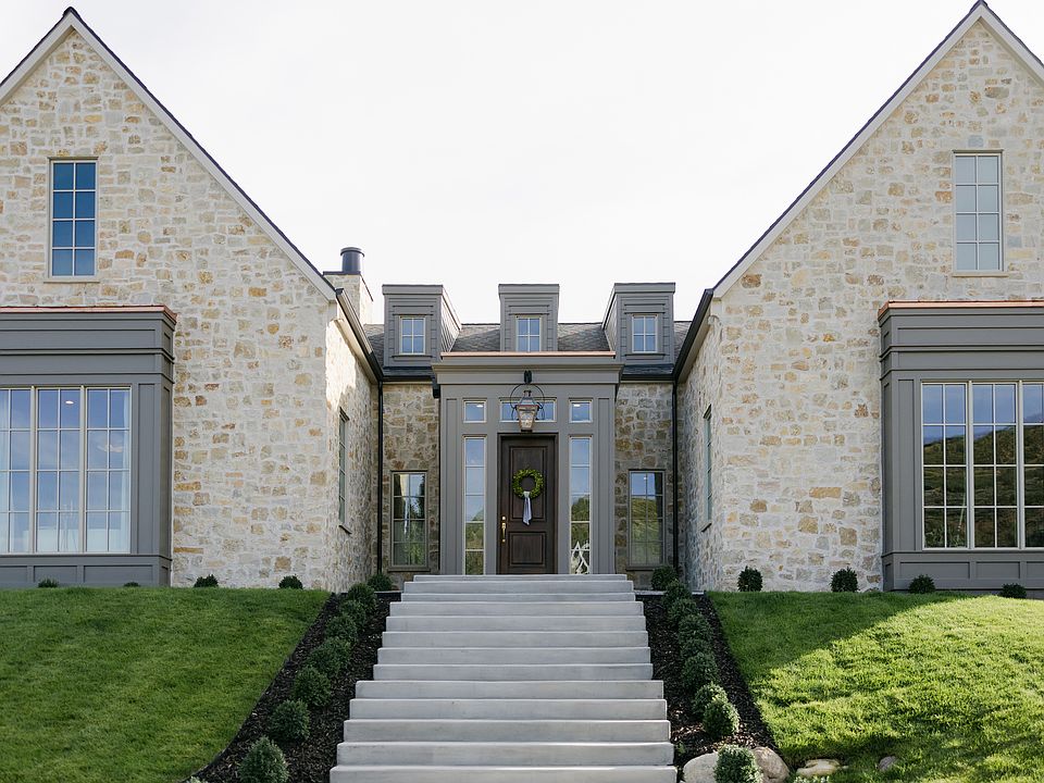 1st image of 400 E Saddle Dr #36