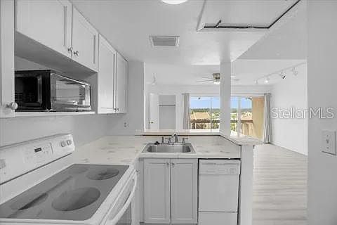 5th image of 564 Orange Dr APT 40