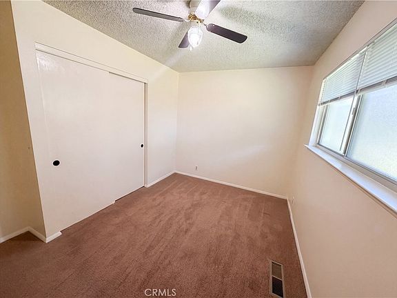 4th image of 831 Shepard Ln