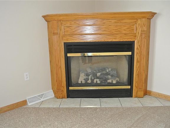 3rd image of 6067 Boxwood Dr