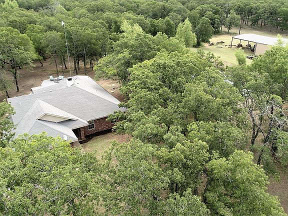 2nd image of 619 Lakeland Park Cir