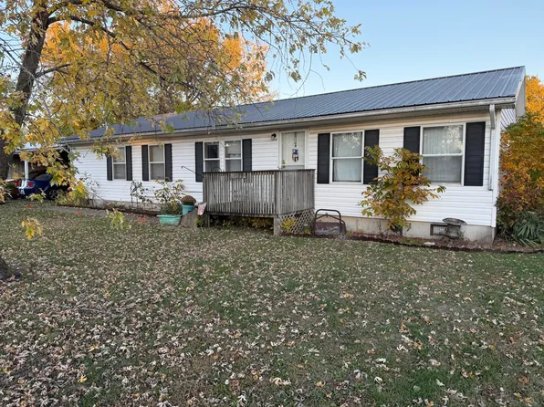 1328 Onie St, Mexico, MO 65265