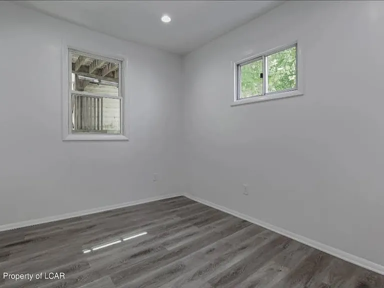 838 S Franklin St #1 — Photo 5