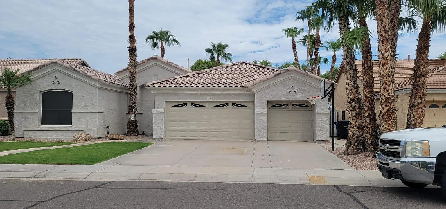 750 W Cherrywood Dr — Photo 1