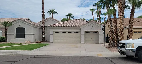 750 W Cherrywood Dr Photo 1