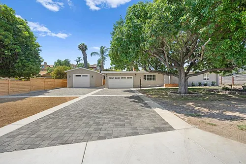 1251 Rees Rd Photo 1