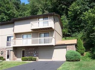 2018 Golf Way Rd, Aliquippa, PA 15001