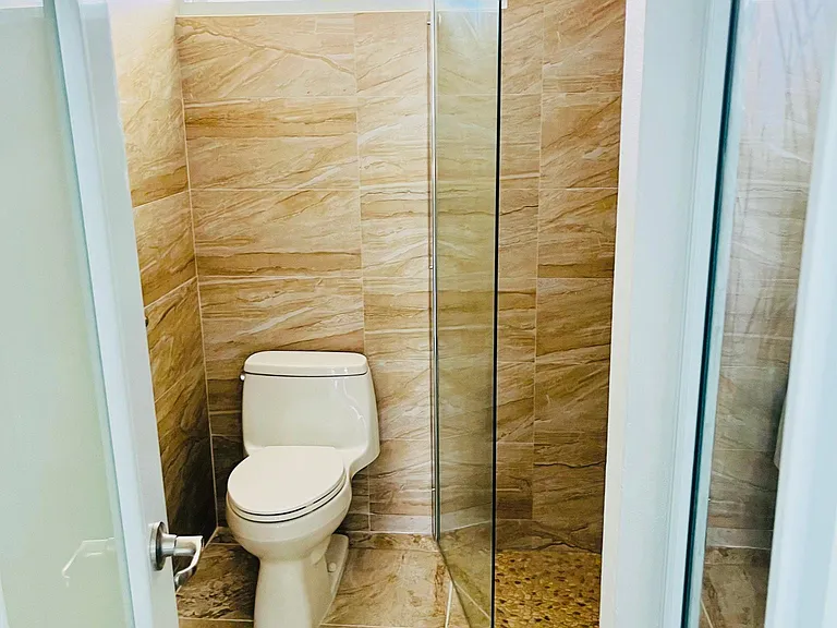 1479 Ashford Avenue Condado Del Mar #C7 — Photo 11