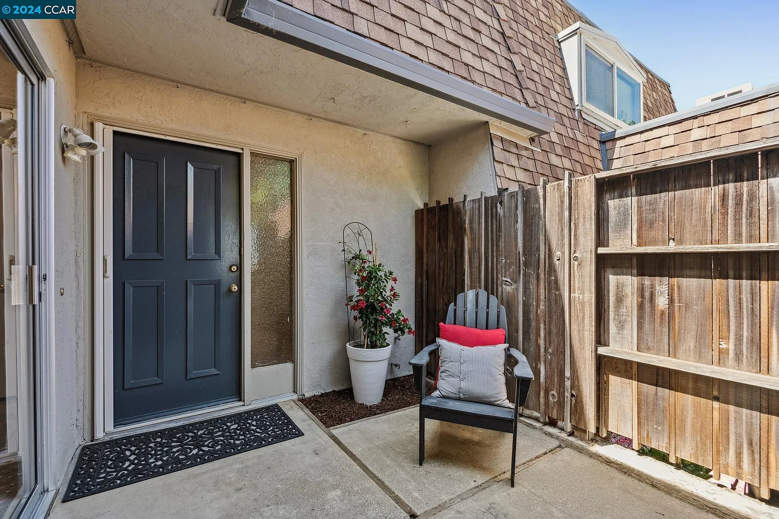 1856 Cannon Dr photo 1