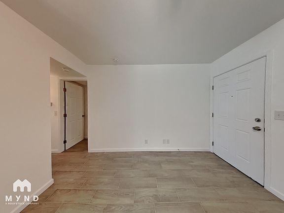2nd image of 6657 W Ocotillo Rd APT 202