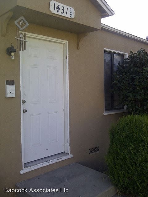 2nd image of 1431 1/2 W 219th St