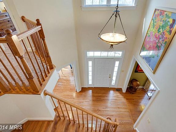 2nd image of 9000 Lupine Den Dr