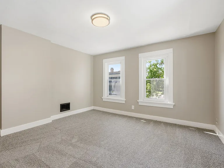 1119 Superior Ave #1119 — Photo 13