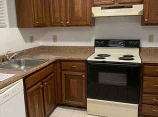 1530 Douglas Ave #5, Providence, RI 02904