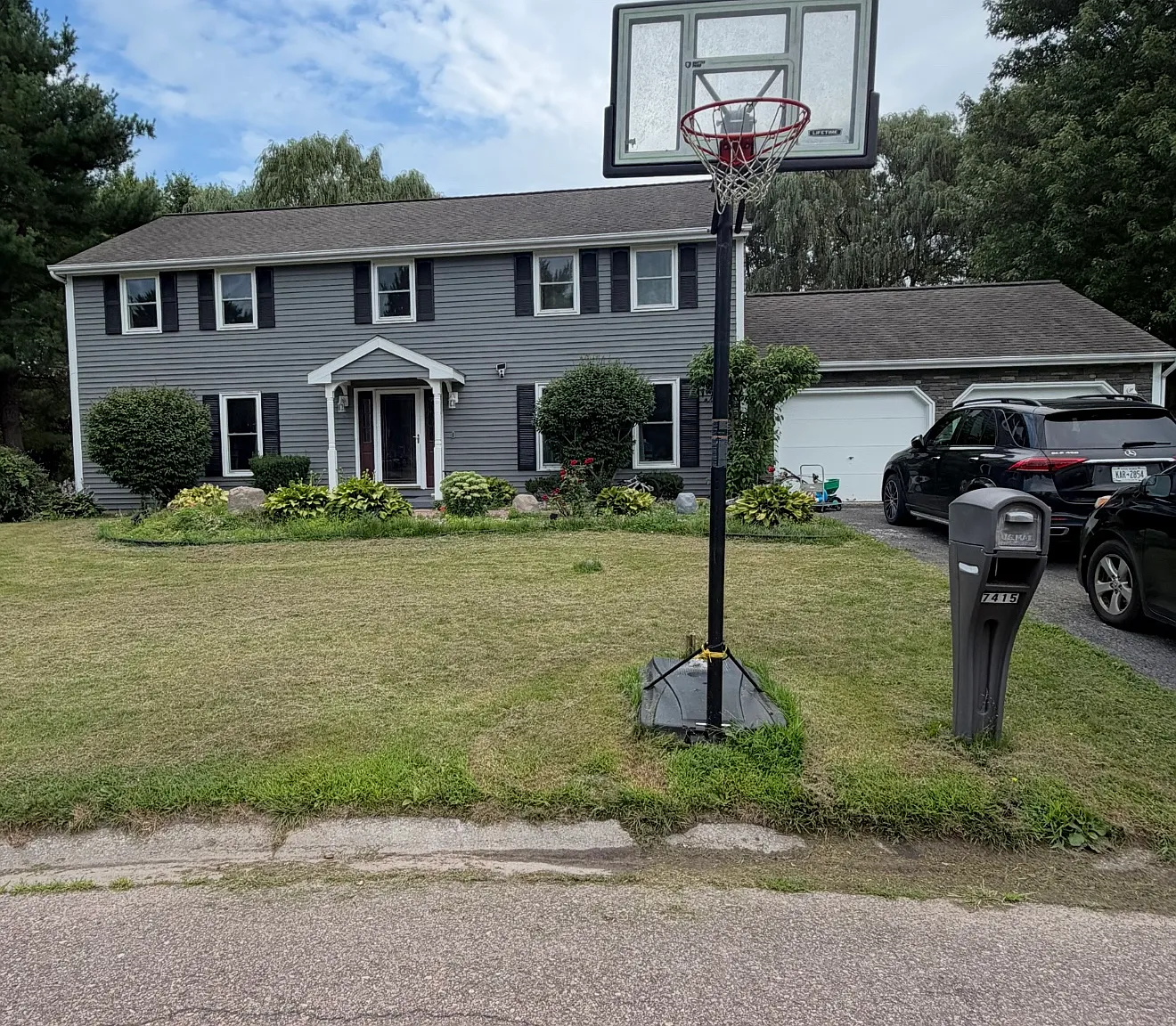 4 bed, 2768 sqft, $3,300 — Photo 1