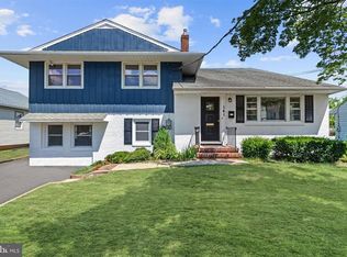 141 W Cuthbert Blvd, Oaklyn, NJ 08107