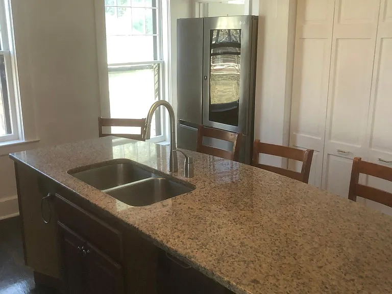 489 Western Ave #3 — Photo 4