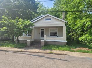 303 Aden St, Paris, TN 38242