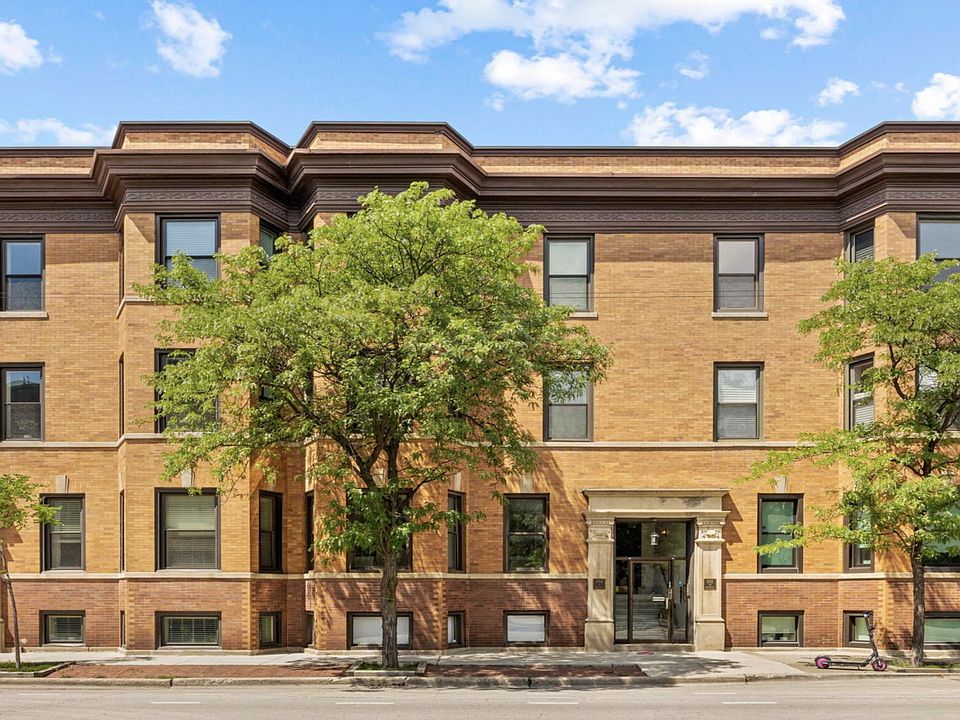 1st image of 1054 W Armitage Ave #1A