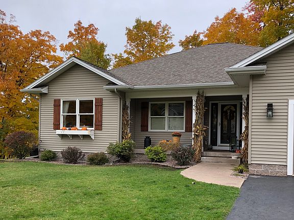 4th image of 2925 Parkview Dr