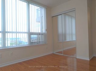 4080 Living Arts Dr #2411, Mississauga, ON L5B 4N3