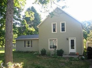 209 Reading Ave, Jonesville, MI 49250