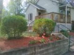 17 Clark Rd, Fitchburg, MA 01420