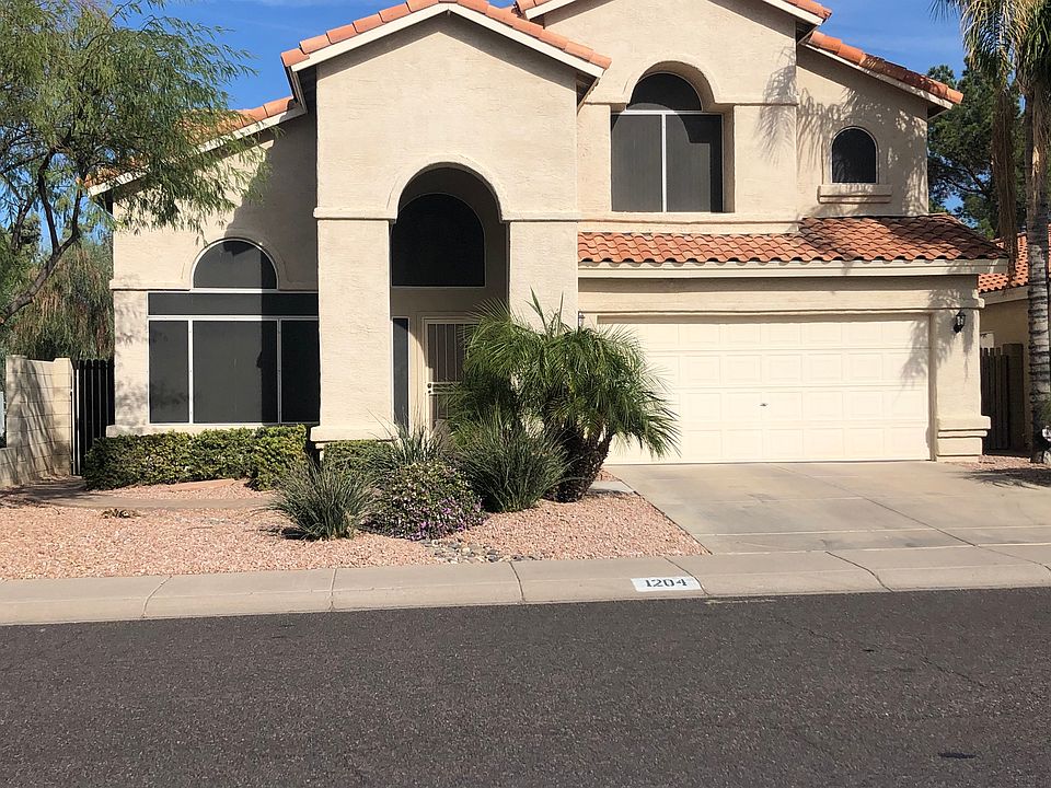 1st image of 1204 E Muriel Dr