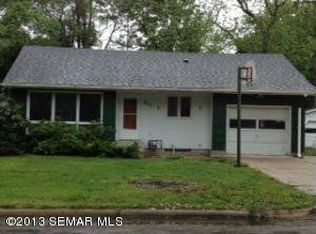 563 Maple Dr, Owatonna, MN 55060