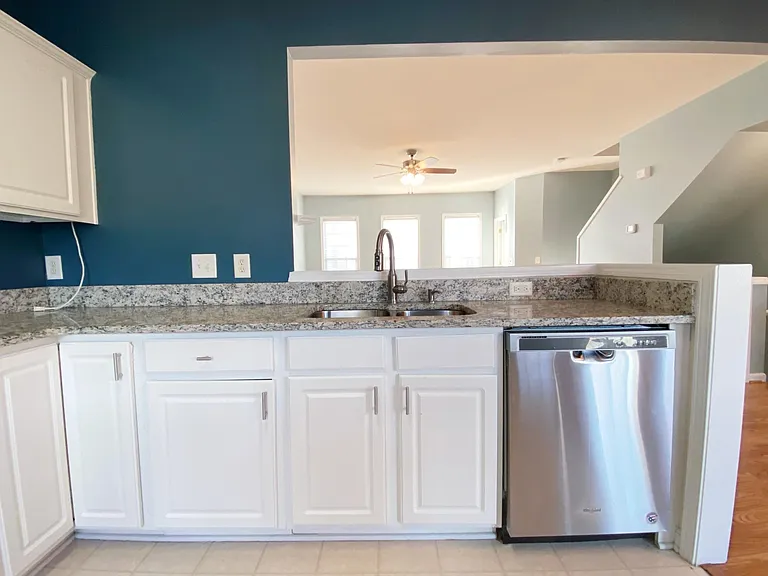 7006 Valerie Anne Dr — Photo 17