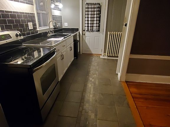 2nd image of 458 Market St #1