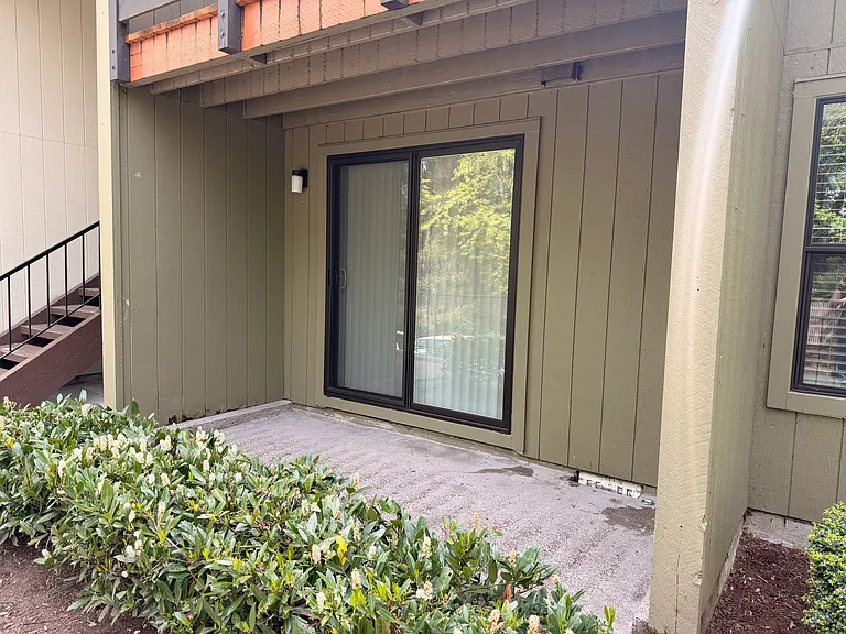 Meridian Village — Photo 40