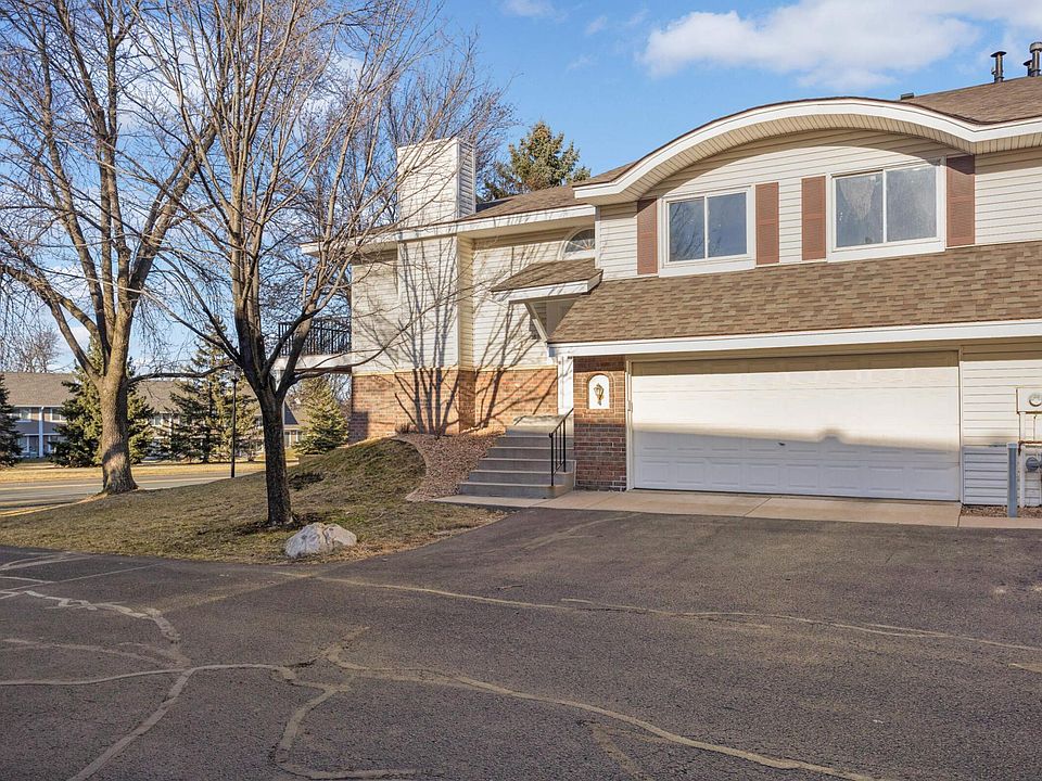 1st image of 619 Evergreen Dr
