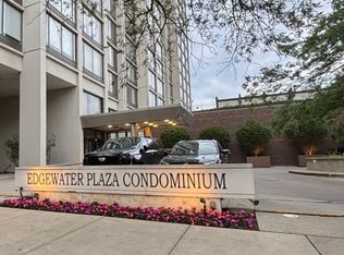5455 N Sheridan Rd APT 1708, Chicago, IL 60640