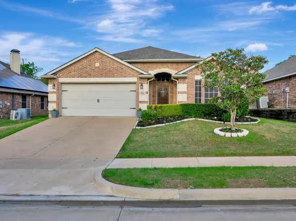 3921 Vista Greens Dr, Fort Worth, TX 76244