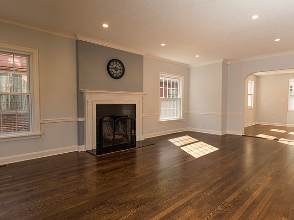 2nd image of 20785 Morewood Pkwy