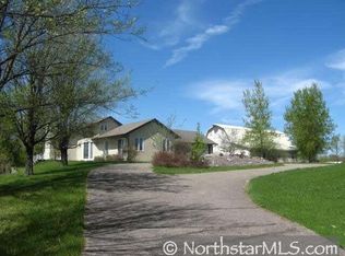100 Navajo Rd E, Hamel, MN 55340