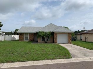 958 Whisper Lake Dr, Winter Haven, FL 33880