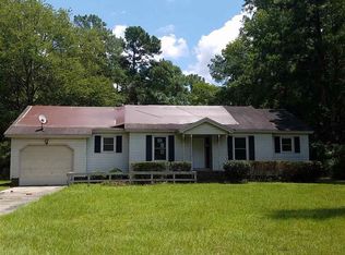 96 Leadwood St, Andrews, SC 29510