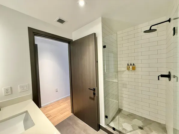 398 NE 5th Street #3907, Miami, FL 33132