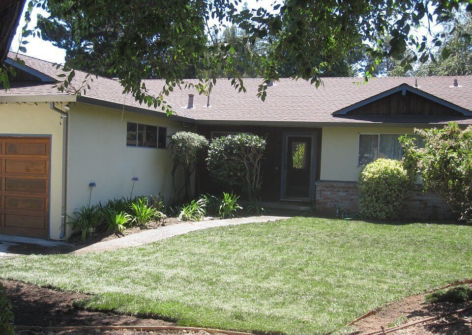 1511 Williams Ave
