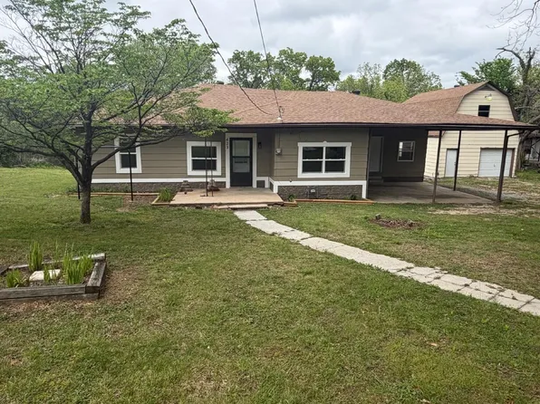 423 E 39th Street, Joplin, MO 64804