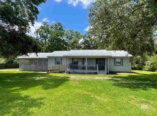 19820 Oakdale Ln, Robertsdale, AL 36567