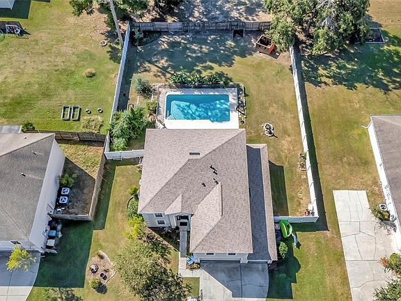3rd image of 4540 SE 30TH STREET
